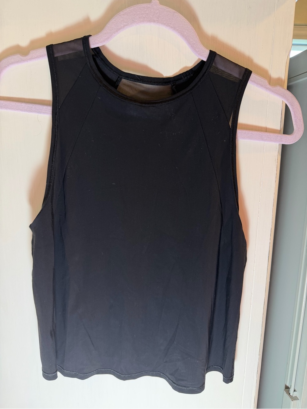 Lululemon crop tank top! Black! Size 2!